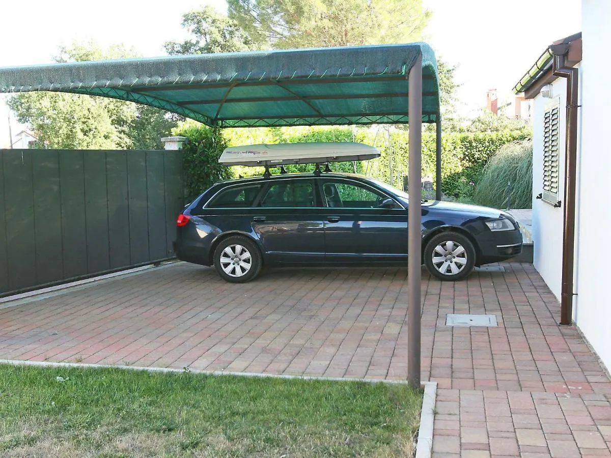 Holiday Home Nino Porec