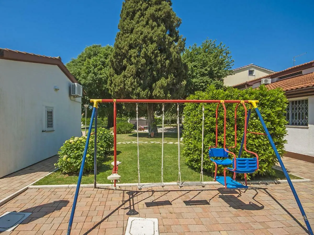 Holiday Home Nino Porec